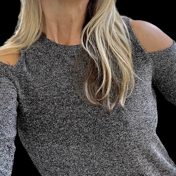 Michael Kors Long-sleeved Black & Silver Sparkle Top with Cold Shoulder Size S - Picture 1 of 10